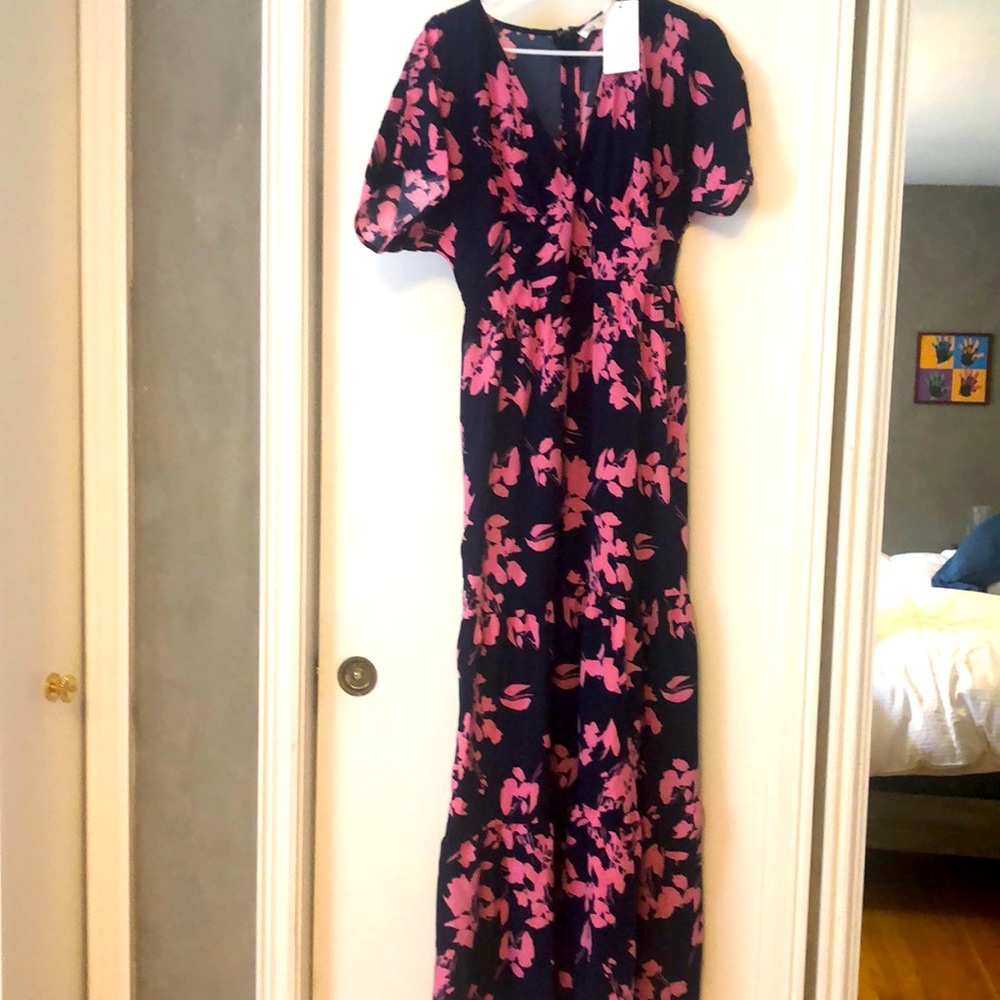 NWT Baltic Born size large